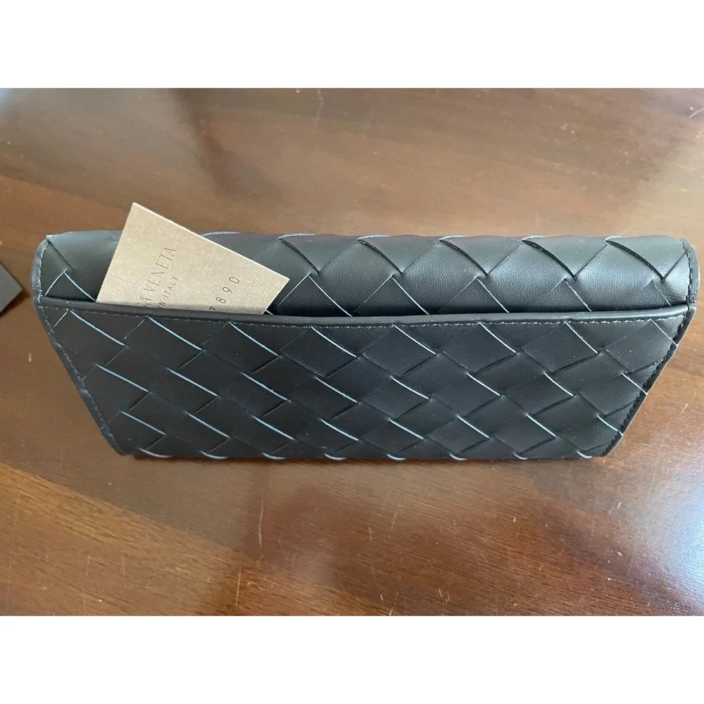 Bottega Veneta 609402‎ Leather Large weave intrecciato Black and Gray Wallet